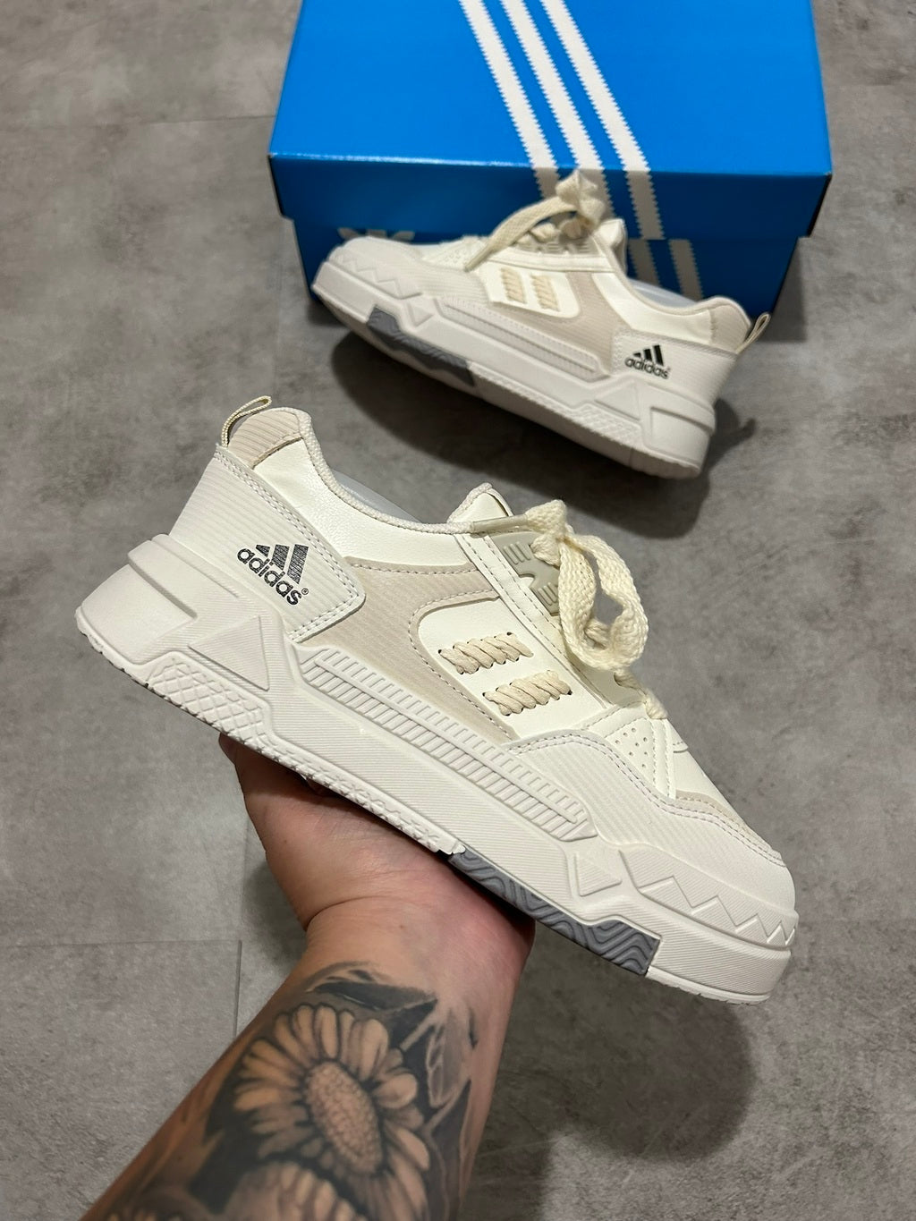 ADIDAS HUAZWESHY TRENZA BEIGE