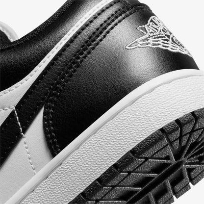 JORDAN RETRO 1 LOW BLANCO - NEGRO